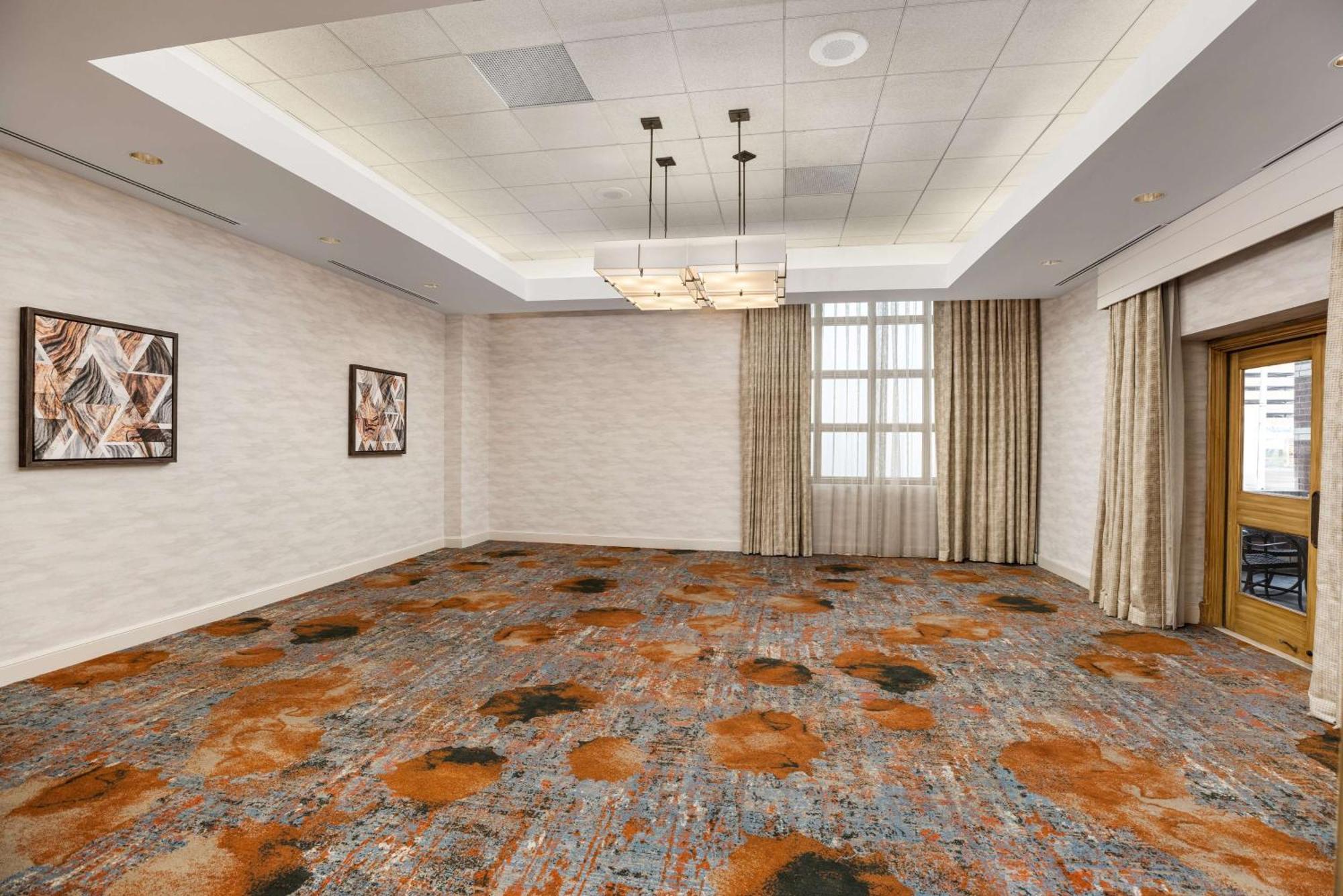 Doubletree Suites By Hilton Austin Downtown Capitol Bagian luar foto