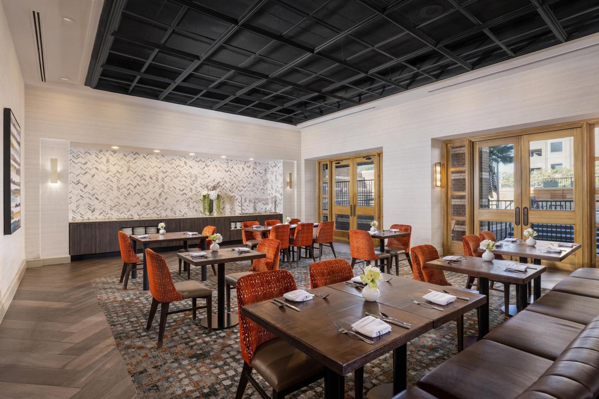 Doubletree Suites By Hilton Austin Downtown Capitol Bagian luar foto
